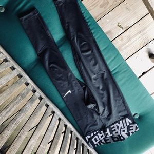 NIKE LEGGINGS NEW